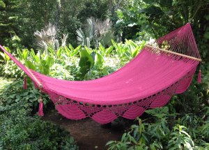 22-Hammocks-for-a-Calm-and-Relaxing-Spring-21